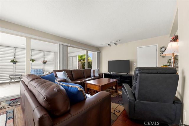 16391 Maruffa Circle, Huntington Beach, CA 92649