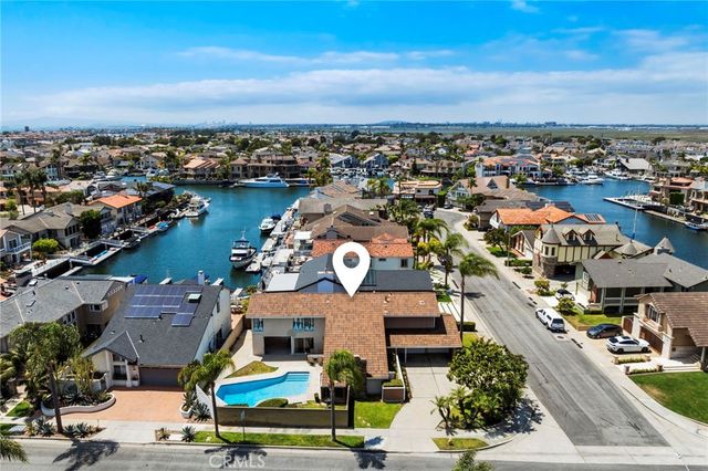 16391 Maruffa Circle, Huntington Beach, CA 92649