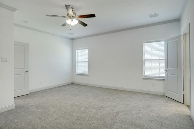331 Oak Creek Drive, Lavon, TX 75166