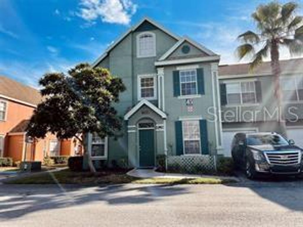 10464 WHITE LAKE COURT 10464, Tampa, FL 33626