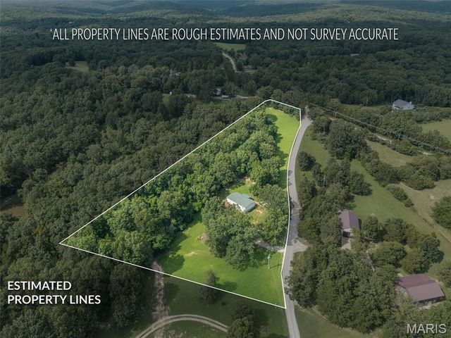1001 King Arthur Court, French Village, MO 63036