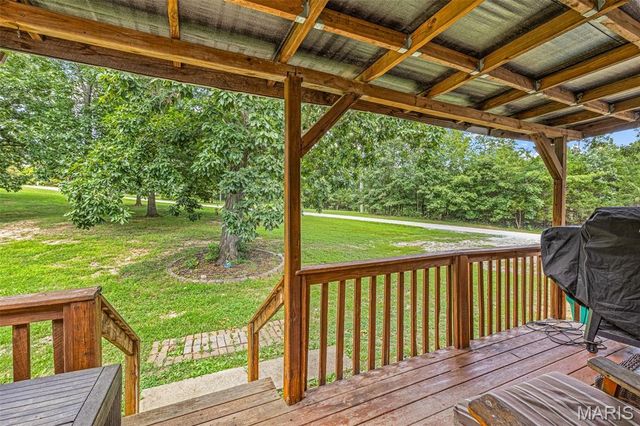 1001 King Arthur Court, French Village, MO 63036