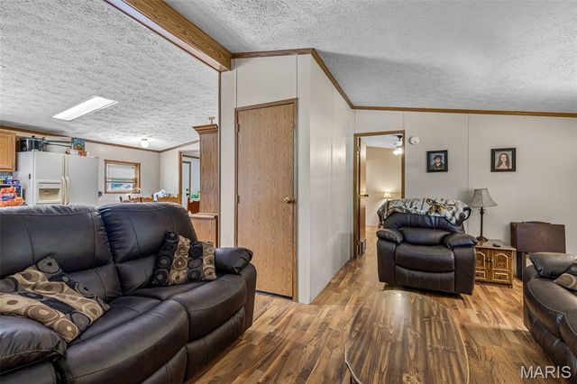 1001 King Arthur Court, French Village, MO 63036