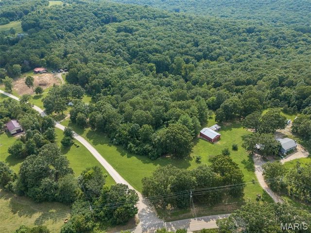 1001 King Arthur Court, French Village, MO 63036