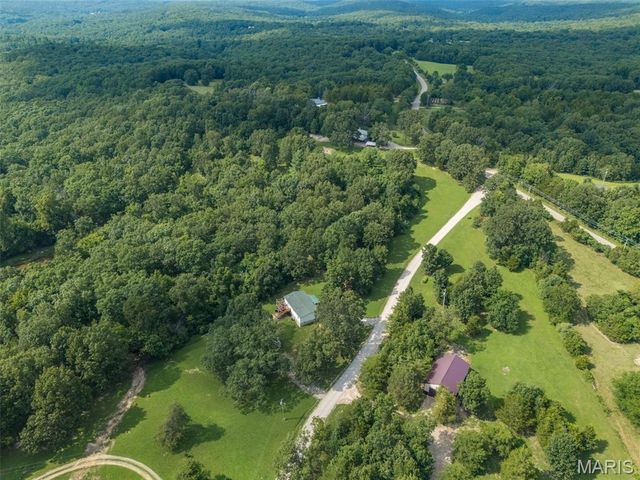 1001 King Arthur Court, French Village, MO 63036