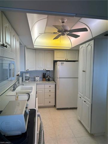 26171 Hickory BLVD # 7C, Bonita Springs, FL 34134