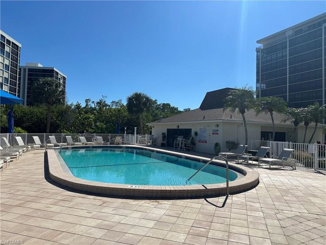 26171 Hickory BLVD # 7C, Bonita Springs, FL 34134