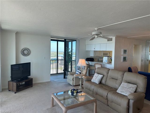 26171 Hickory BLVD # 7C, Bonita Springs, FL 34134