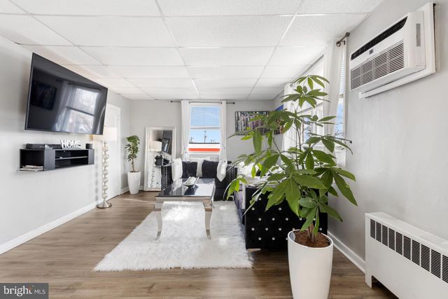 6136 HAWTHORNE ST, Philadelphia, PA 19135