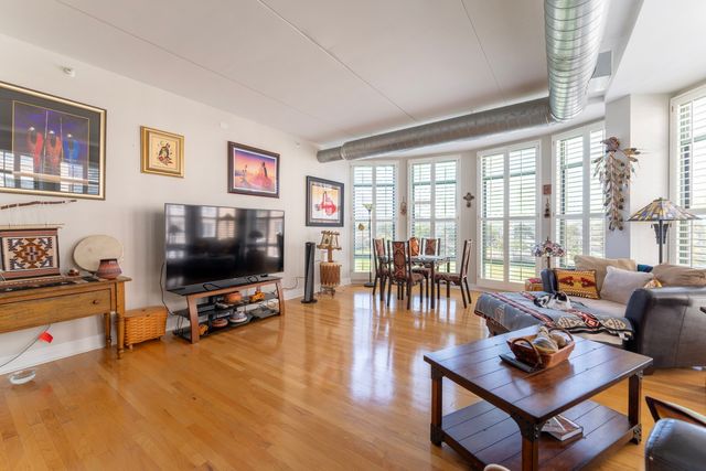 1 S Highland Avenue 400, Arlington Heights, IL 60005