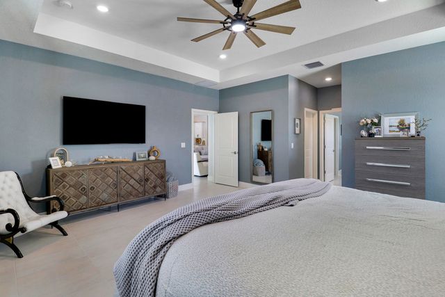 1490 SW Lago Circle, Palm City, FL 34990