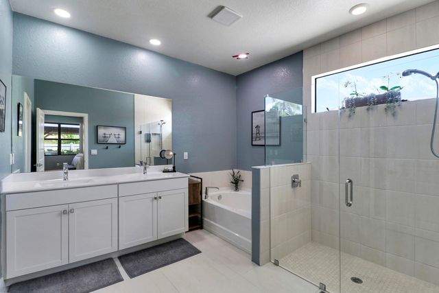 1490 SW Lago Circle, Palm City, FL 34990