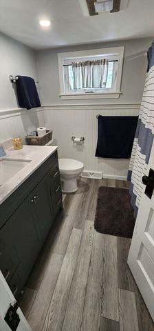 124 Beaver Street 1, Franklin, MA 02038