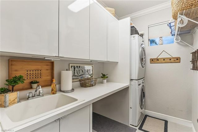 12815 Carrington CIR 2, Naples, FL 34105