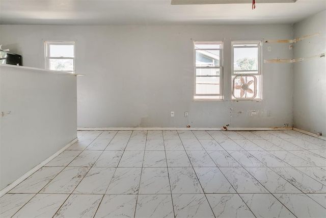 104 S O Avenue, El Reno, OK 73036