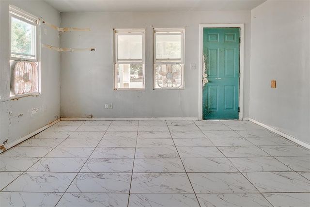 104 S O Avenue, El Reno, OK 73036
