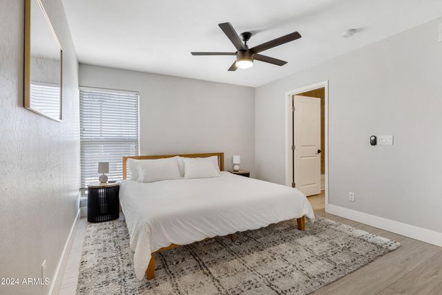 3619 E MONTEROSA Street 209, Phoenix, AZ 85018