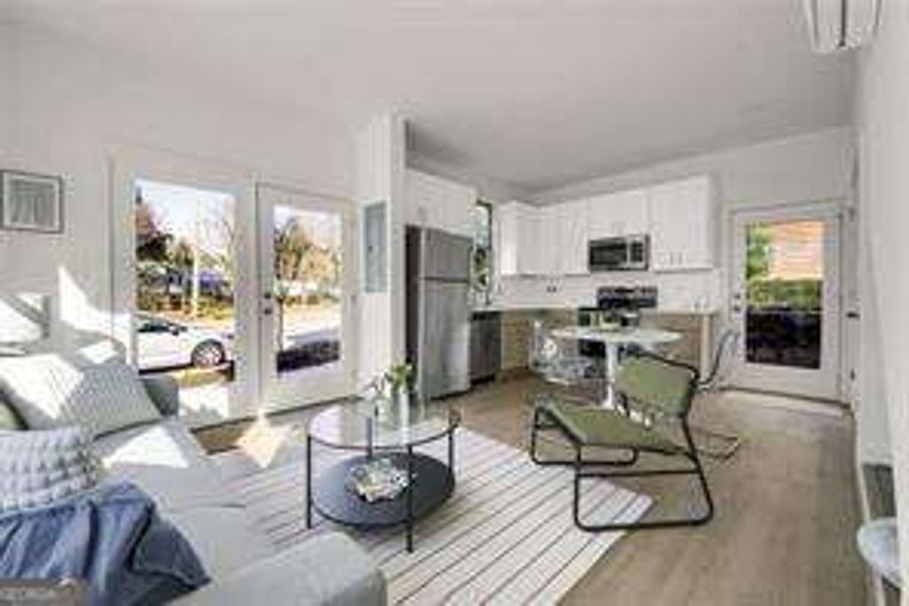 1070 Dill Avenue 203, Atlanta, GA 30310 — photo 5