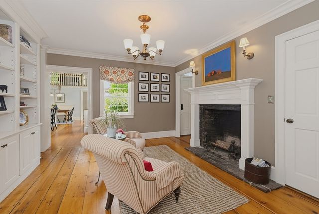 62 Main Street, Westford, MA 01886