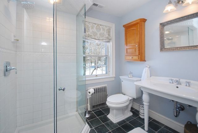 62 Main Street, Westford, MA 01886
