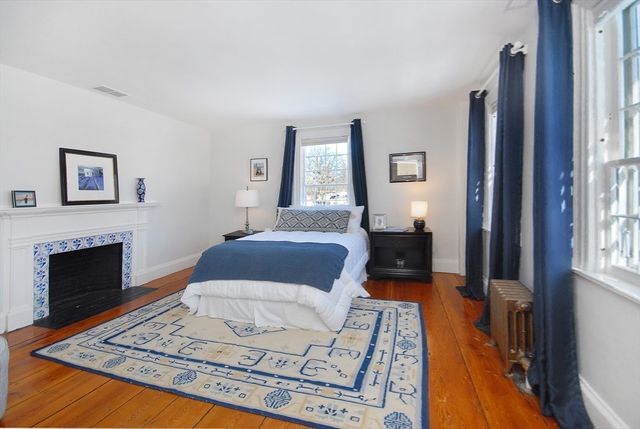 62 Main Street, Westford, MA 01886