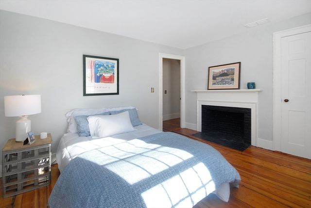 62 Main Street, Westford, MA 01886