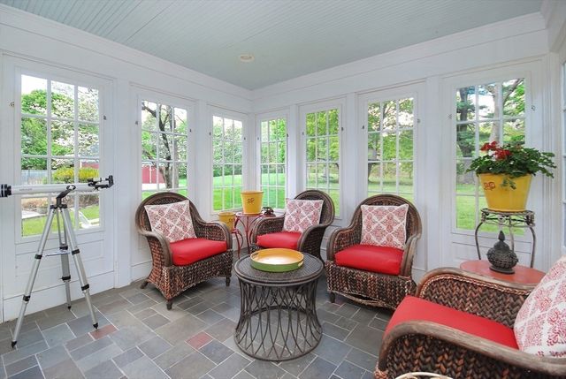 62 Main Street, Westford, MA 01886