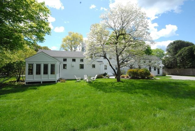 62 Main Street, Westford, MA 01886