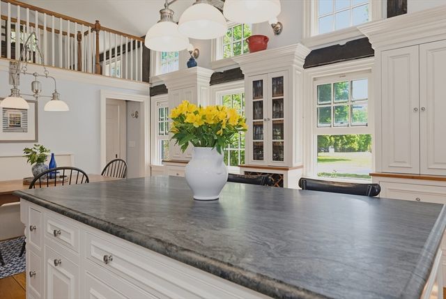 62 Main Street, Westford, MA 01886