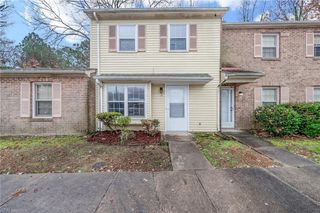 1 Penn Cir Unit B, Newport News, VA 23606