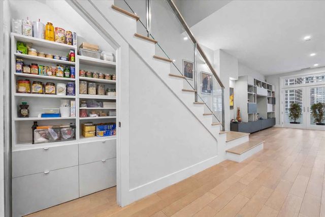 55 E Erie Street SH-D, Chicago, IL 60611