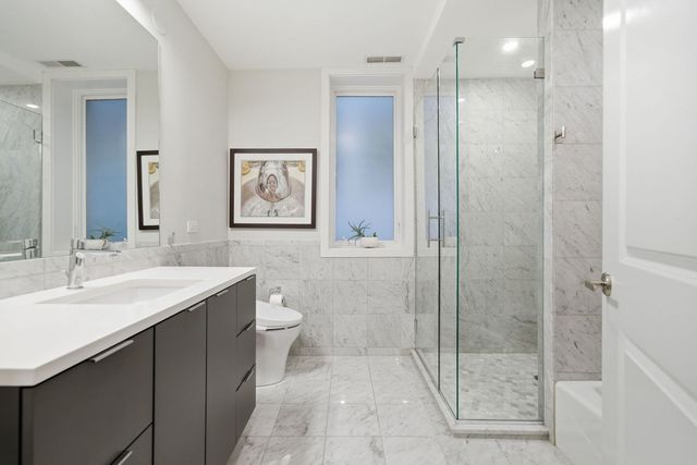 55 E Erie Street SH-D, Chicago, IL 60611