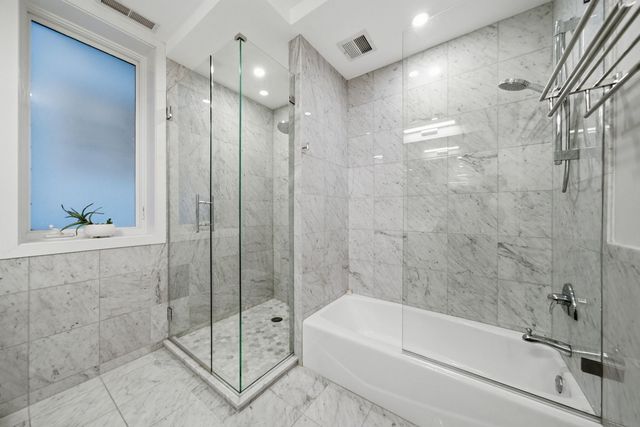 55 E Erie Street SH-D, Chicago, IL 60611