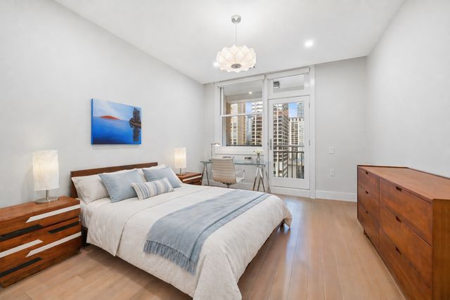 55 E Erie Street SH-D, Chicago, IL 60611