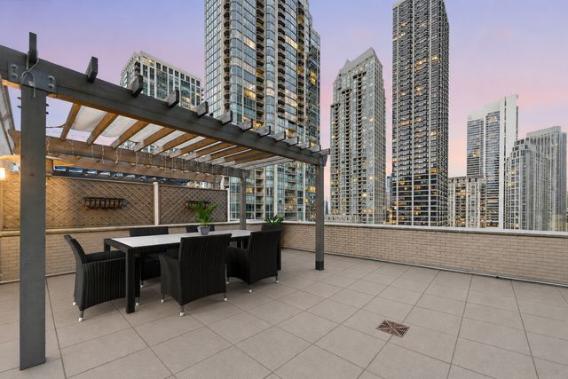 55 E Erie Street SH-D, Chicago, IL 60611