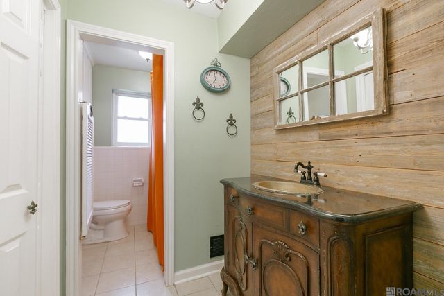 29306 Red Oak Dr, Walker, LA 70785