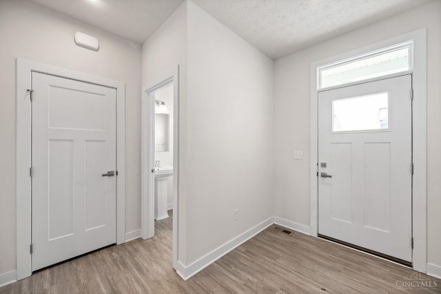 922 Trovillo Drive, South Lebanon, OH 45065