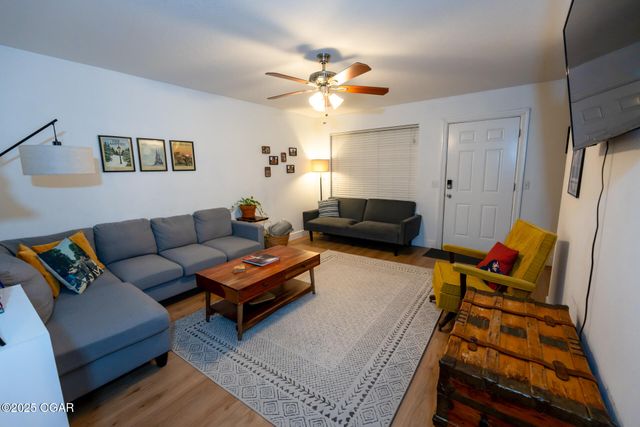 2121 S Kentucky Avenue, Joplin, MO 64804