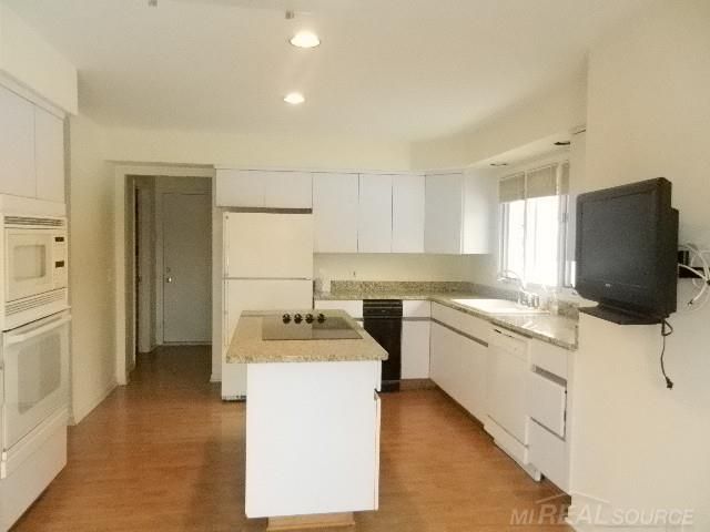 11663 Watkins Court, Shelby Twp, MI 48315