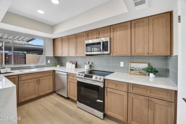 1815 W CITRUS Way, Phoenix, AZ 85015