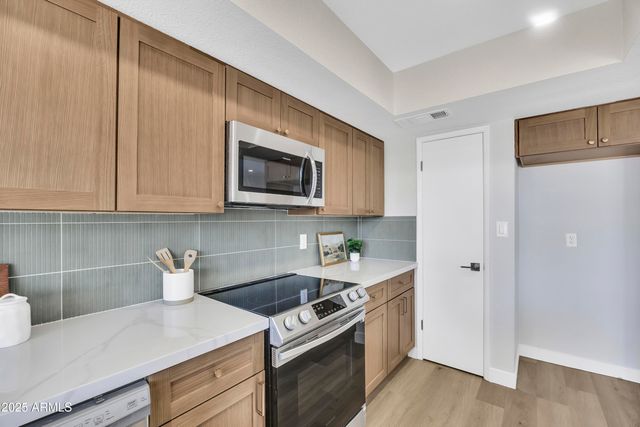 1815 W CITRUS Way, Phoenix, AZ 85015