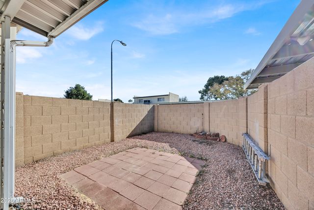 1815 W CITRUS Way, Phoenix, AZ 85015