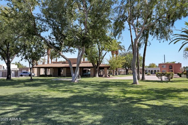 1815 W CITRUS Way, Phoenix, AZ 85015