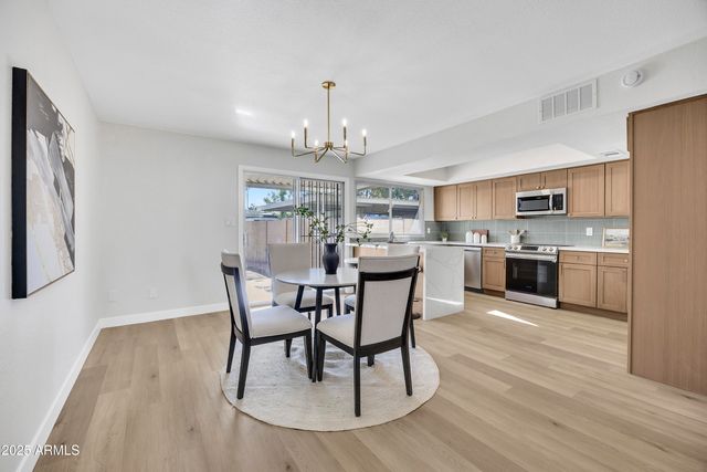 1815 W CITRUS Way, Phoenix, AZ 85015