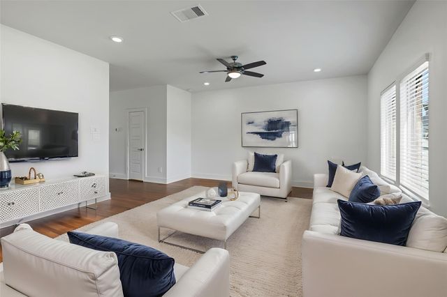 10603 Whitejacket, Conroe, TX 77385