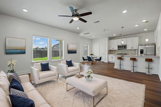 10603 Whitejacket, Conroe, TX 77385