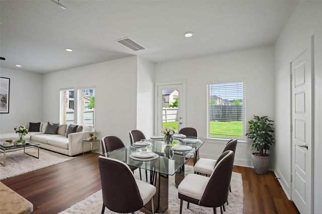 10603 Whitejacket, Conroe, TX 77385