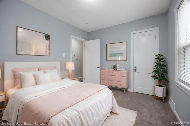 22911 Hayes Avenue, Eastpointe, MI 48021