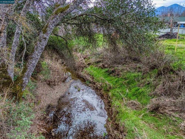 15420 Rumsey Rd, Clearlake, CA 95422