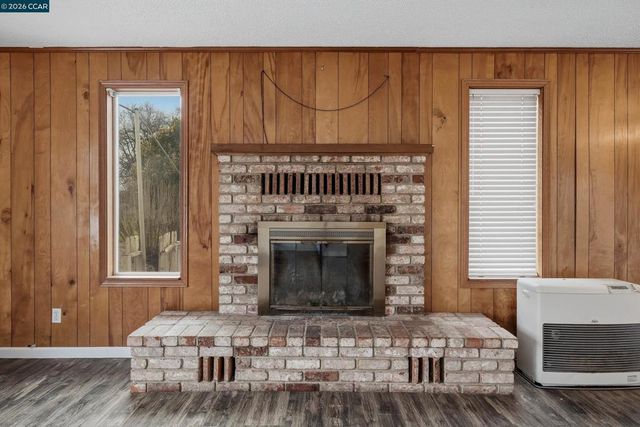 15420 Rumsey Rd, Clearlake, CA 95422